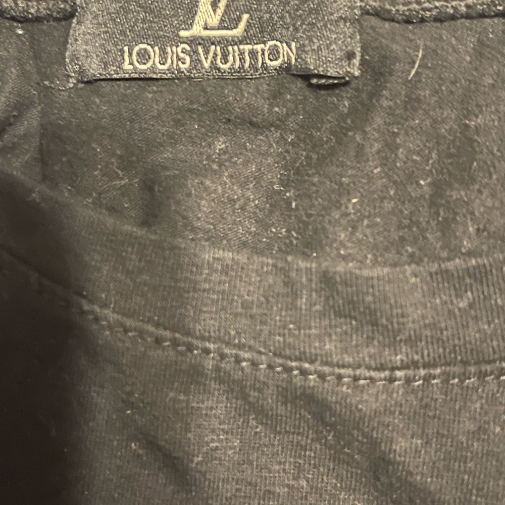 Louis Vuitton Kids Black and Pink Monogram Tee - Picture 4 of 5